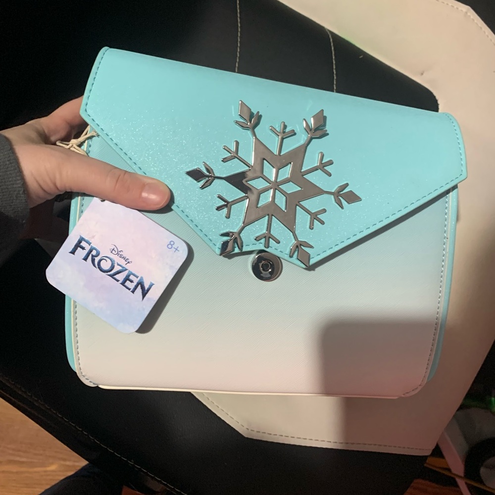 Frozen crossbody